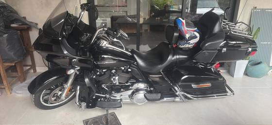 HARLEY-DAVIDSON ROAD GLIDE ULTRA HARLEY-DAVIDSON ROAD GLIDE ULTRA